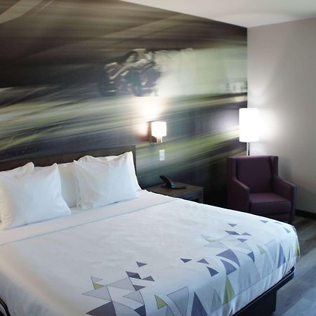 La Quinta Inn & Suites By Wyndham Браселтон Экстерьер фото