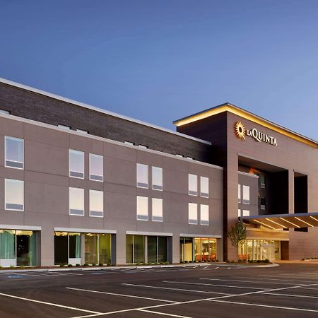 La Quinta Inn & Suites By Wyndham Браселтон Экстерьер фото