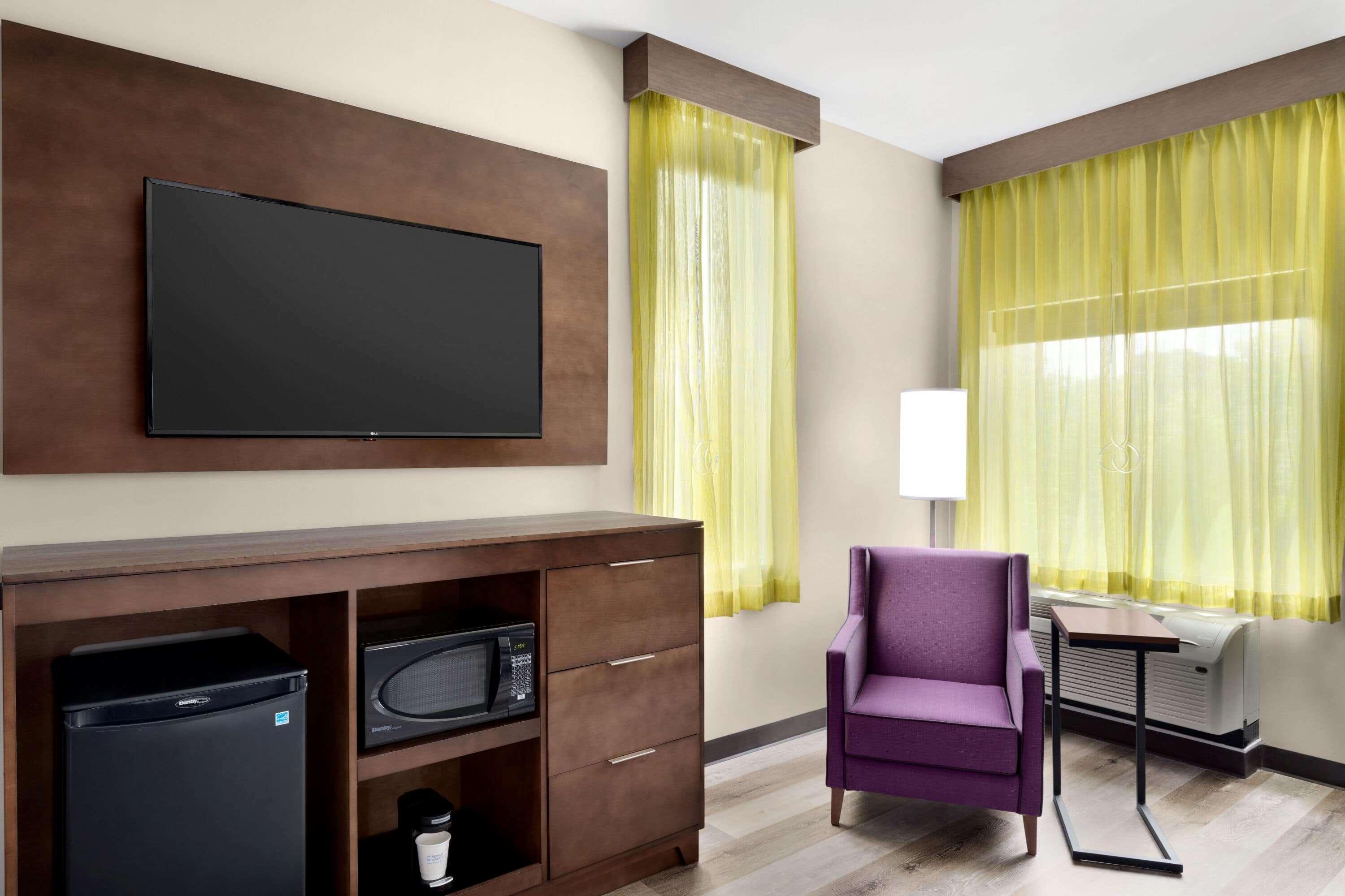 La Quinta Inn & Suites By Wyndham Браселтон Экстерьер фото