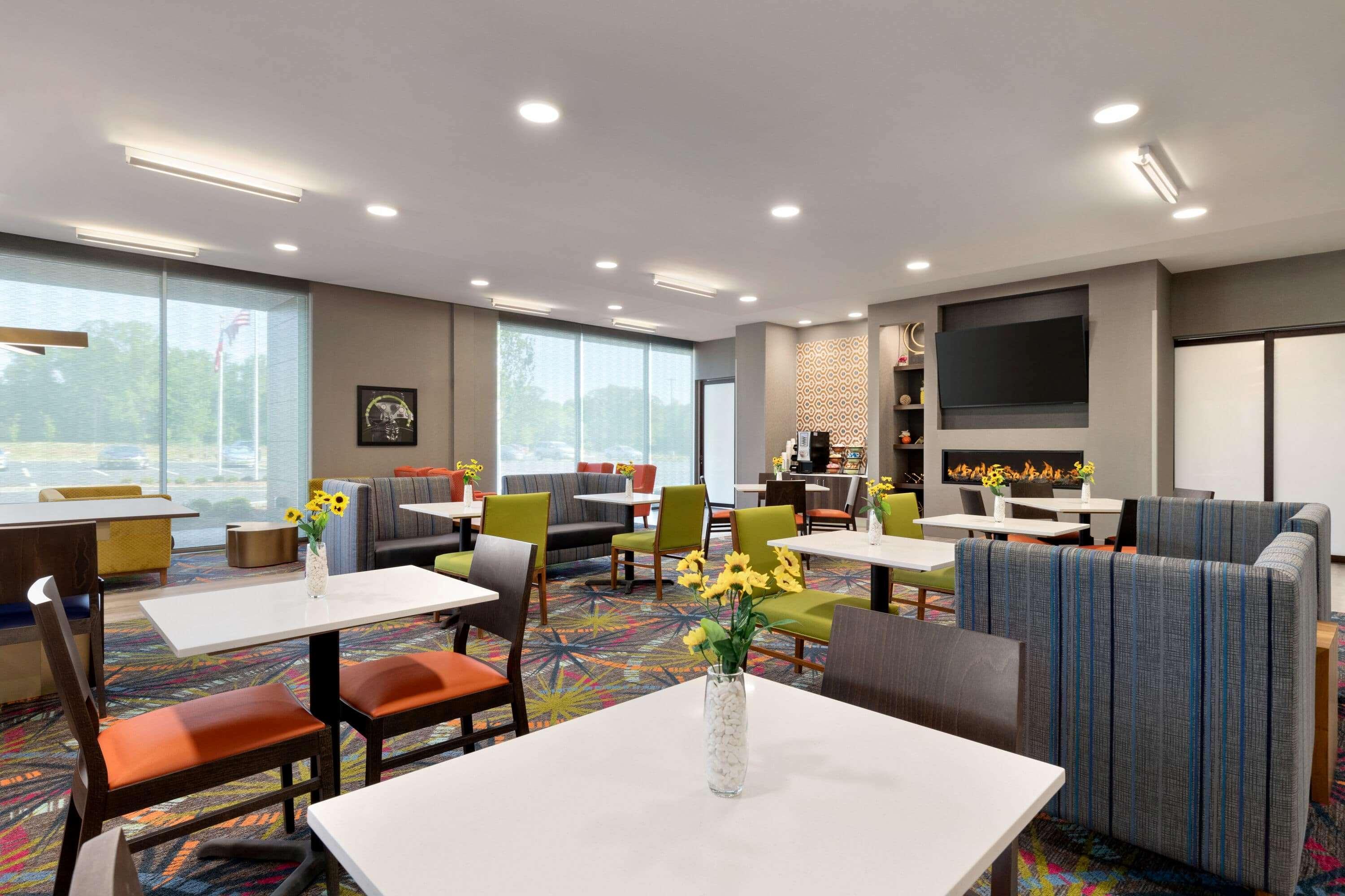 La Quinta Inn & Suites By Wyndham Браселтон Экстерьер фото