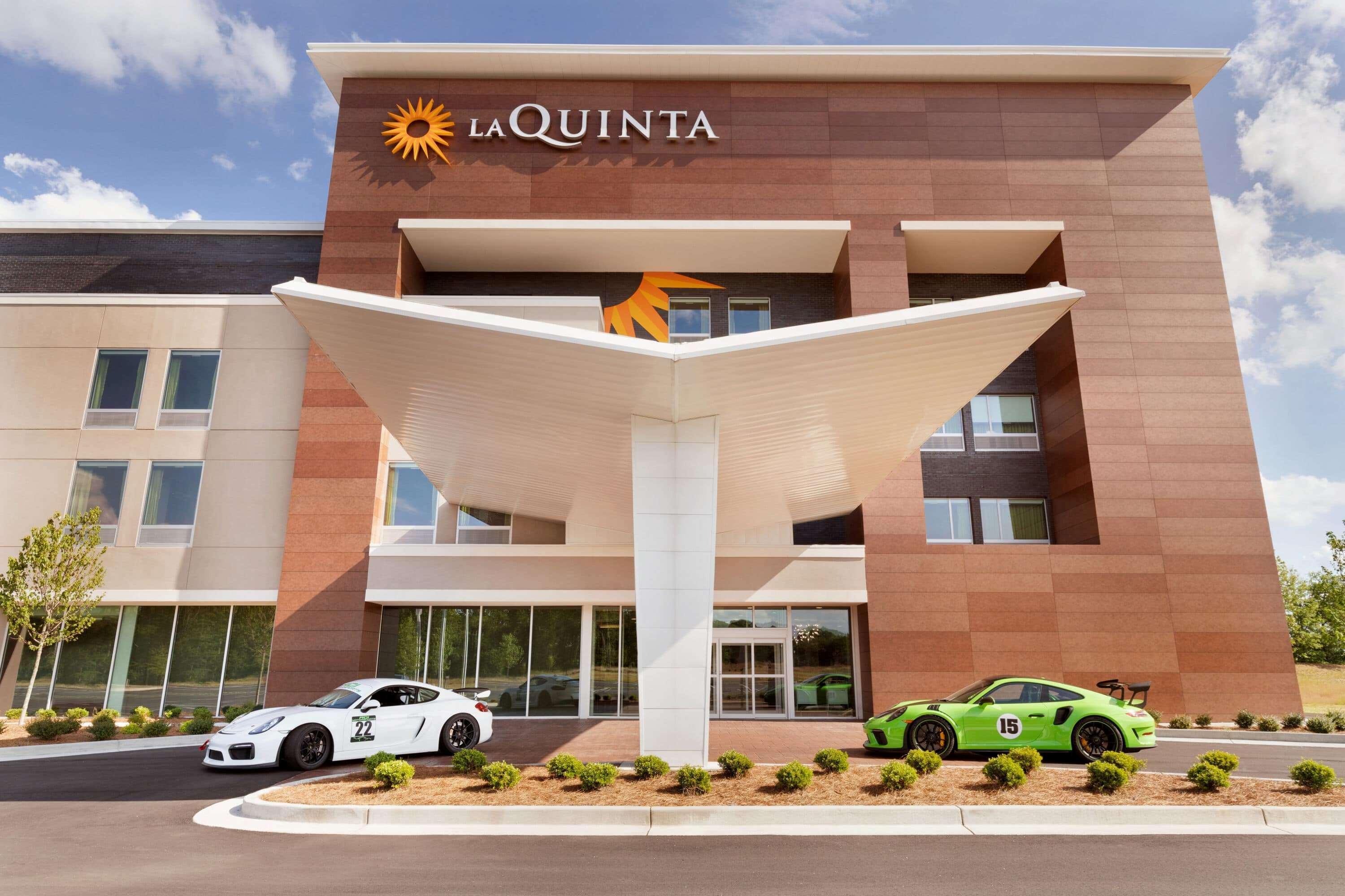 La Quinta Inn & Suites By Wyndham Браселтон Экстерьер фото
